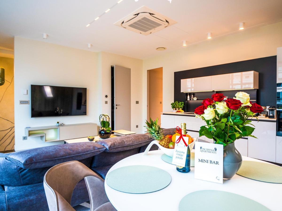 Pietryna Apartments Luxury - Sauna , Jacuzzi , Bezposrednio Przy Ul Piotrkowskiej Λοτζ Εξωτερικό φωτογραφία