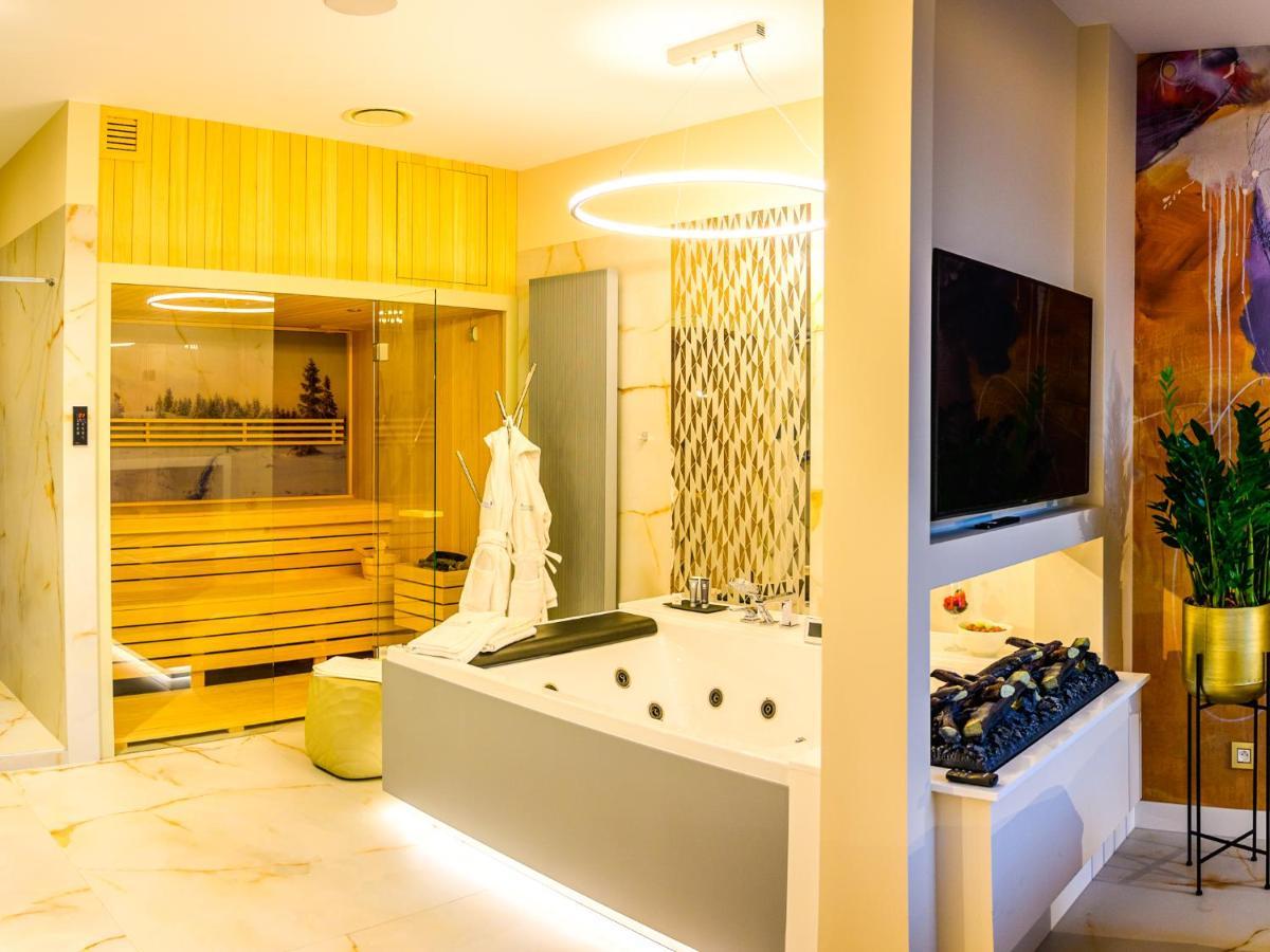 Pietryna Apartments Luxury - Sauna , Jacuzzi , Bezposrednio Przy Ul Piotrkowskiej Λοτζ Εξωτερικό φωτογραφία